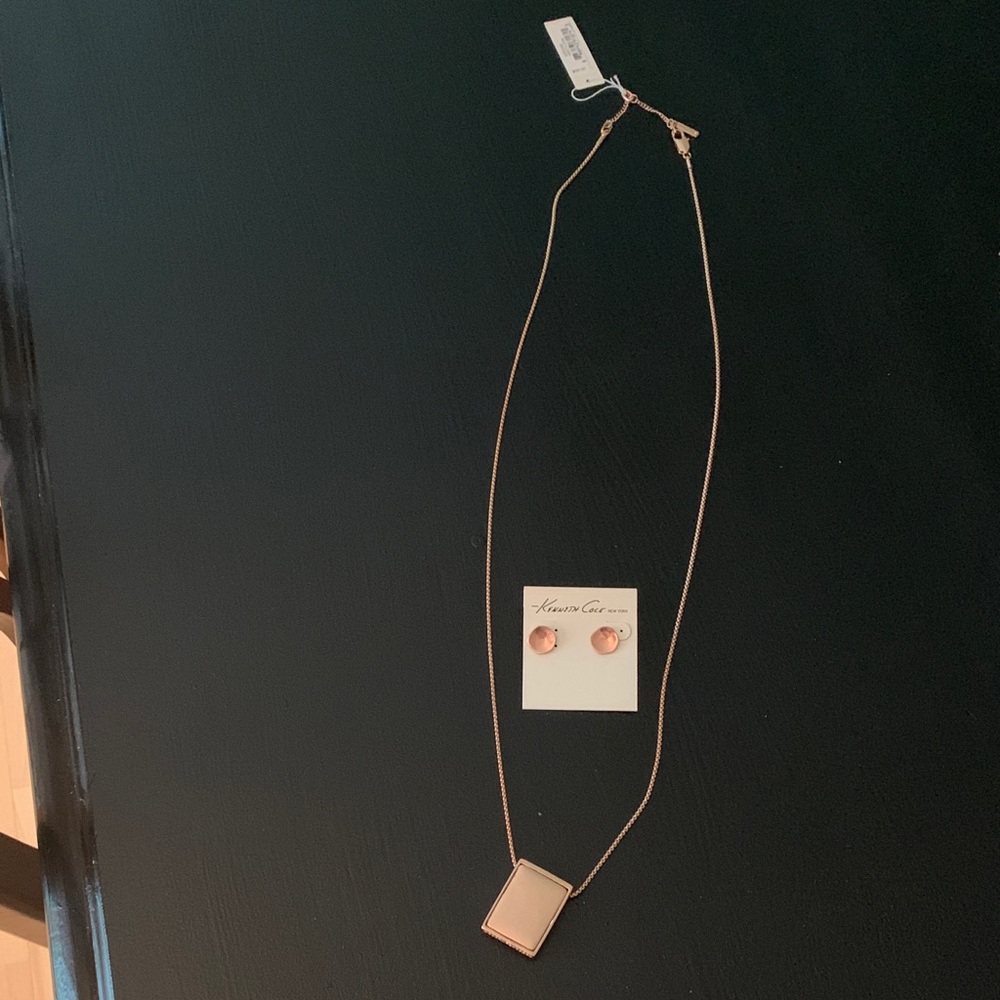 NEW- Kenneth Cole Rose Gold Rectangular Pendant Necklace with Stud Earrings
